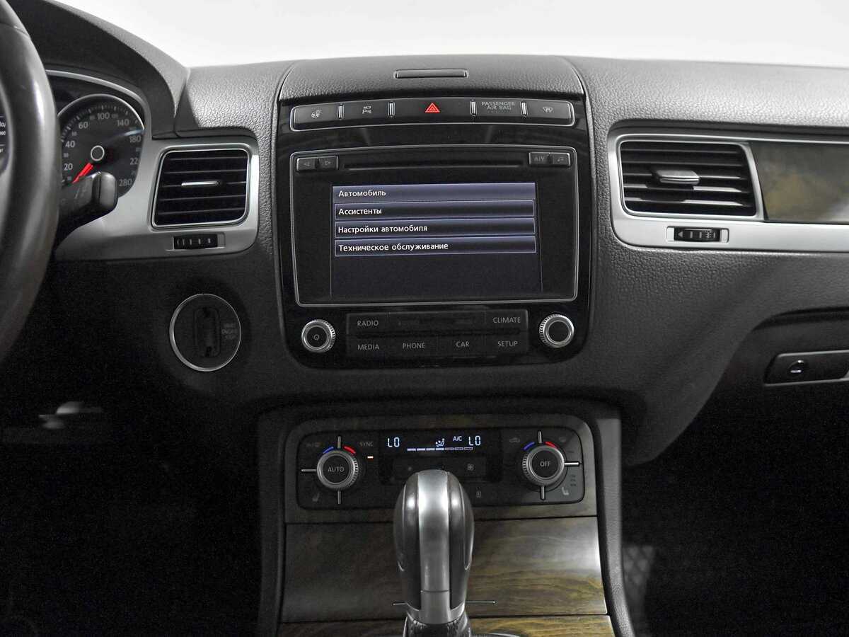 Volkswagen Touareg б/у, 2016, Автоматическая. Фото: #9