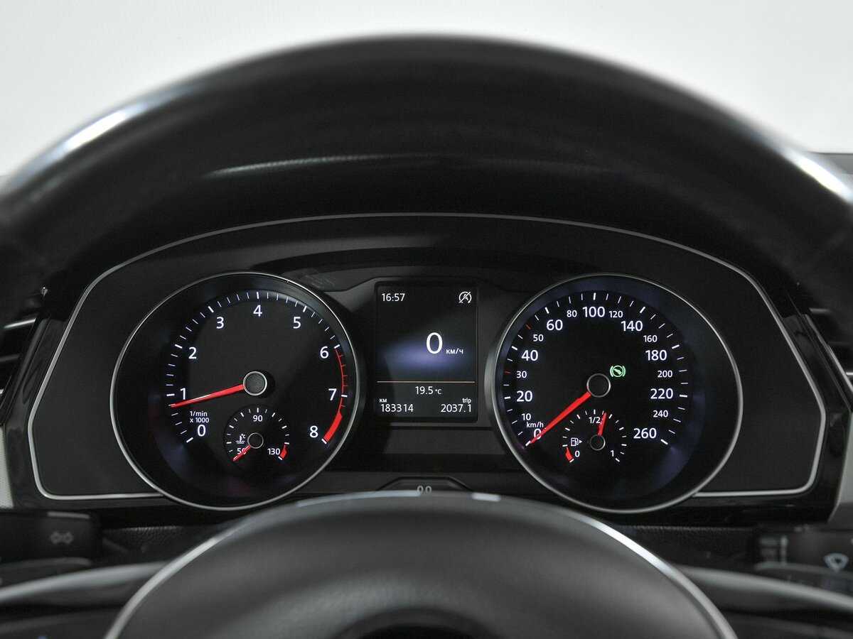 Volkswagen Passat б/у, 2015, Роботизированная. Фото: #6