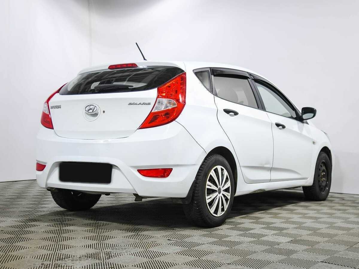 Hyundai Solaris б/у, 2013, Автоматическая. Фото: #3