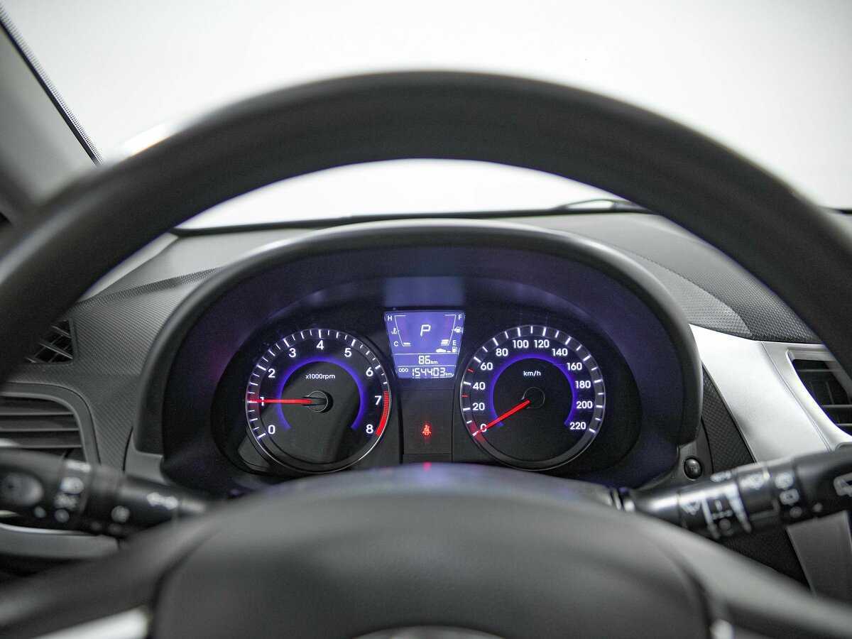 Hyundai Solaris б/у, 2013, Автоматическая. Фото: #6