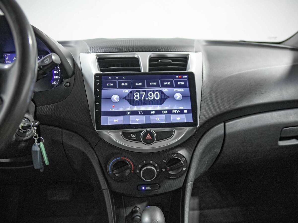 Hyundai Solaris б/у, 2013, Автоматическая. Фото: #8