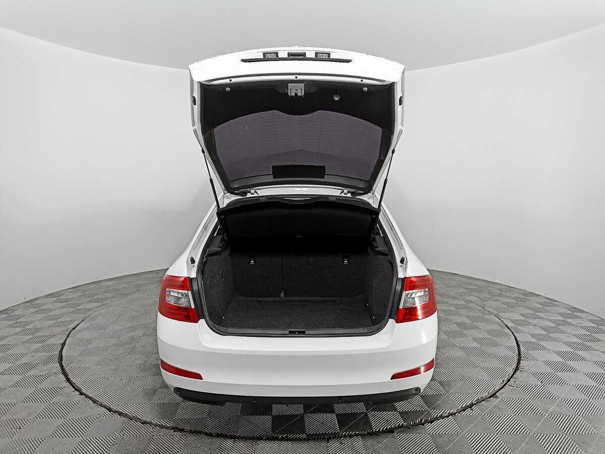 Skoda Octavia б/у, 2014, Механическая. Фото: #9