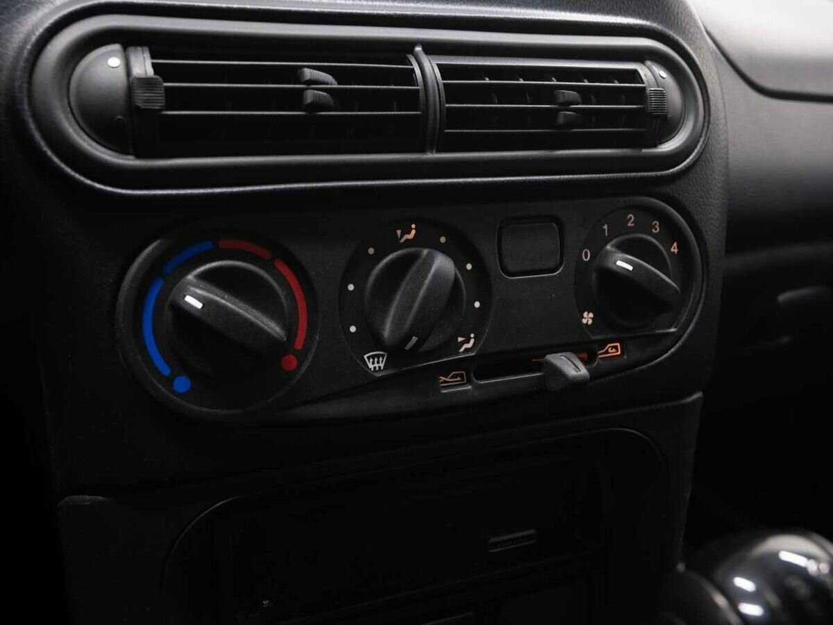 Шевроле Нива б/у, 2012, Механическая. Фото: #18