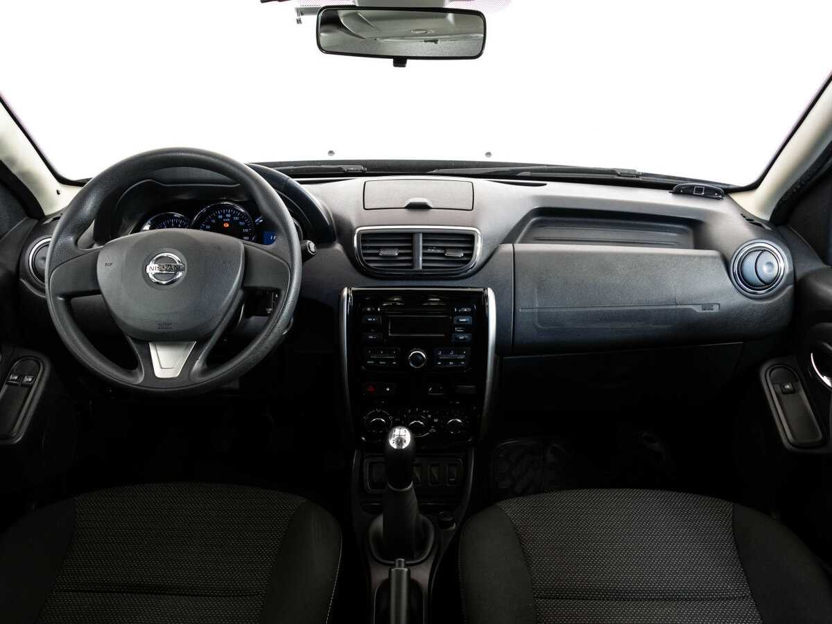 Nissan Terrano б/у, 2018, Механическая. Фото: #9