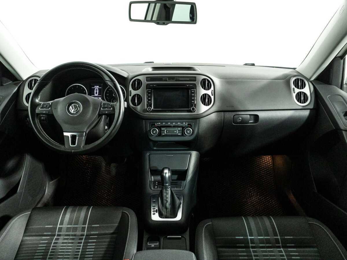 Фольксваген Тигуан б/у, 2015, Автоматическая. Фото: #12