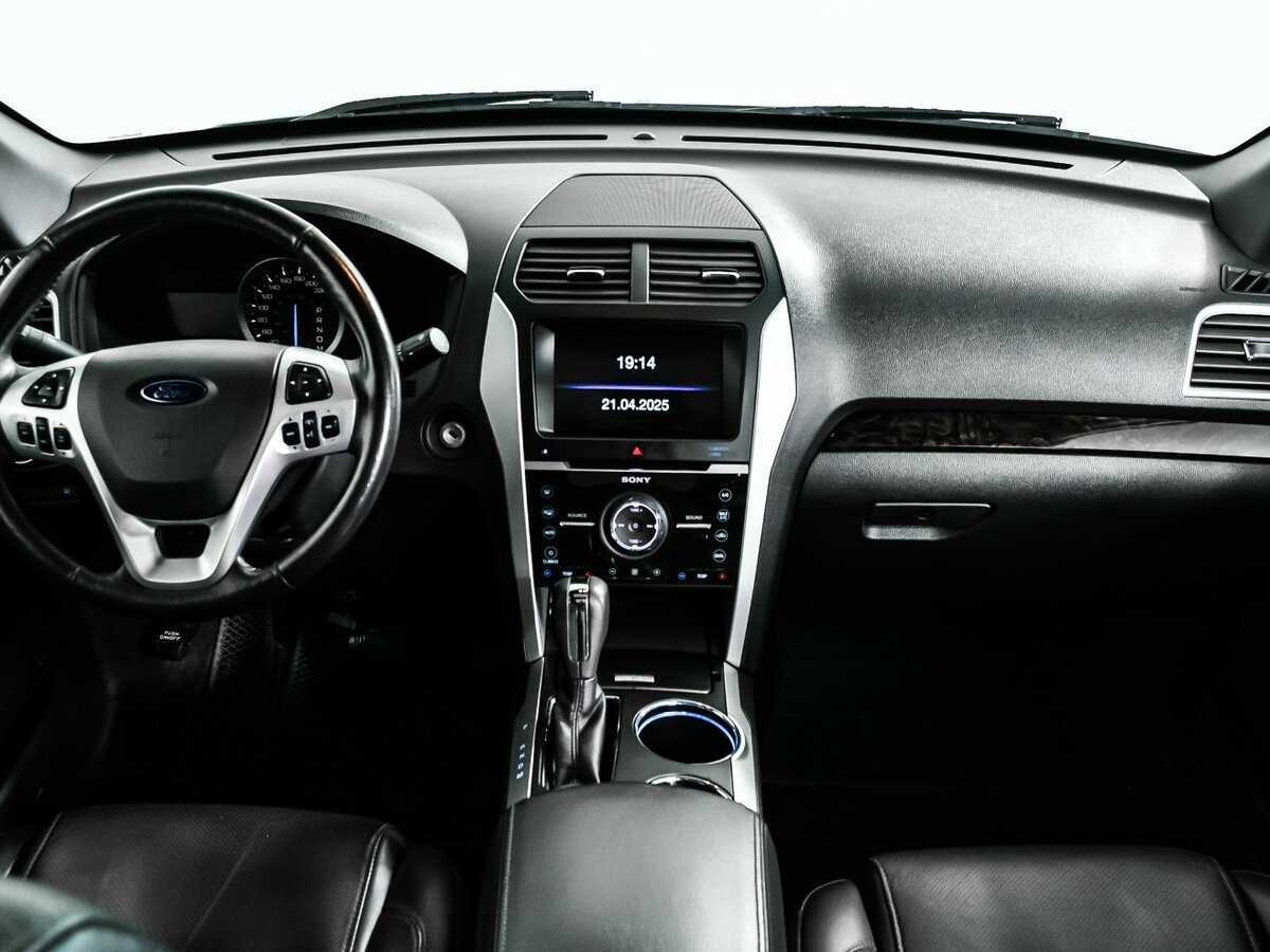 Ford Explorer б/у, 2014, Автоматическая. Фото: #10
