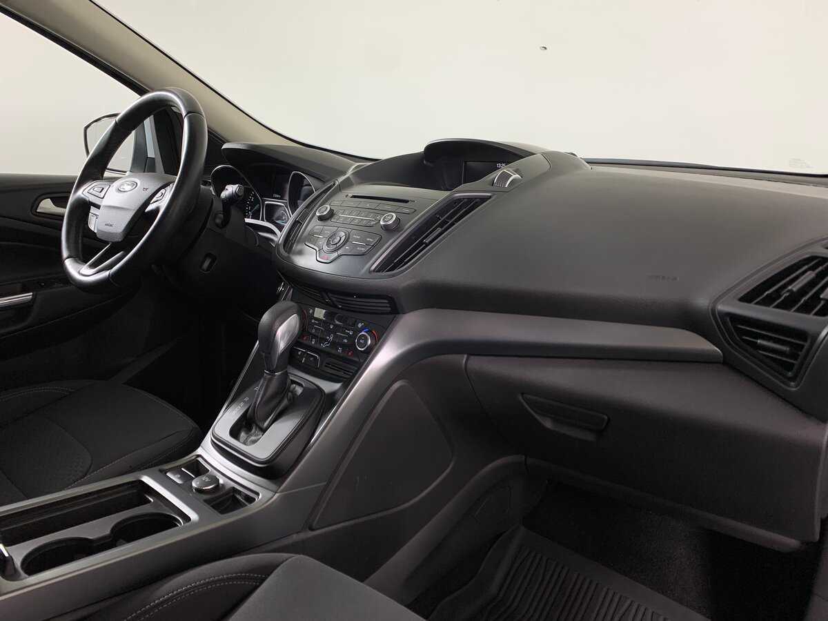 Ford Kuga б/у, 2017, Автоматическая. Фото: #13