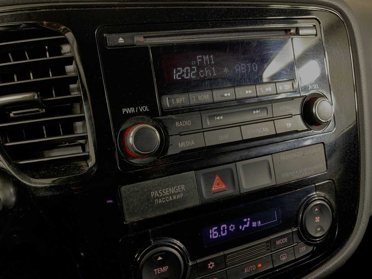 Mitsubishi Outlander б/у, 2013, Вариатор. Фото: #15