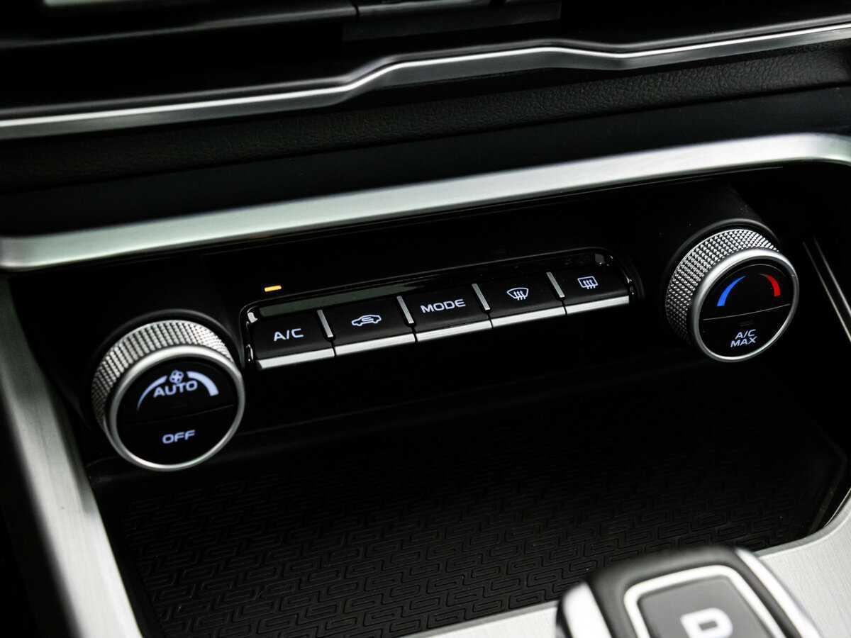 Geely Coolray б/у, 2022, Роботизированная. Фото: #17