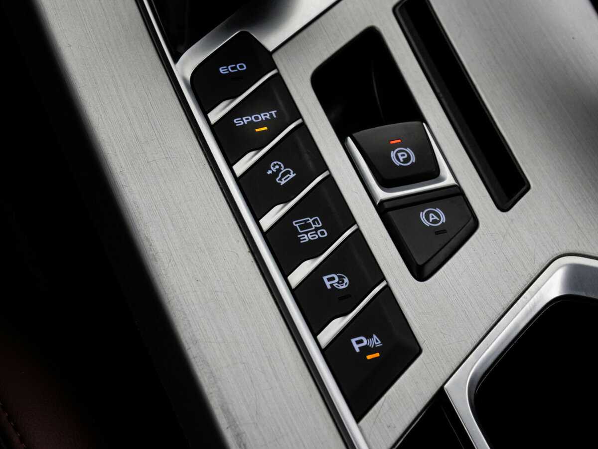 Geely Coolray б/у, 2022, Роботизированная. Фото: #18