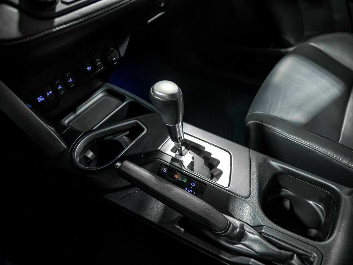 Toyota RAV4 б/у, 2017, Автоматическая. Фото: #11