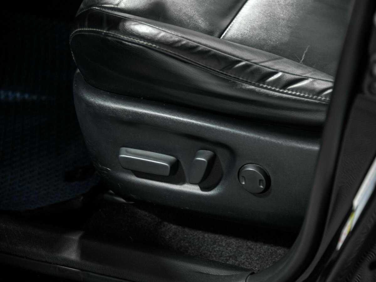 Toyota RAV4 б/у, 2017, Автоматическая. Фото: #15