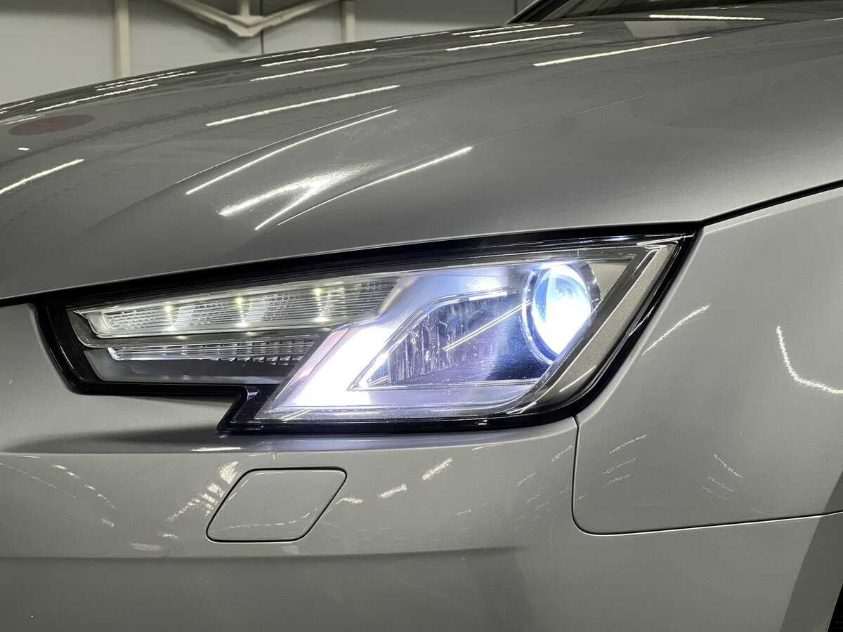 Audi A4 б/у, 2016, Роботизированная. Фото: #16