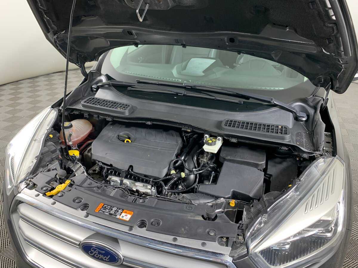 Ford Kuga б/у, 2017, Автоматическая. Фото: #10