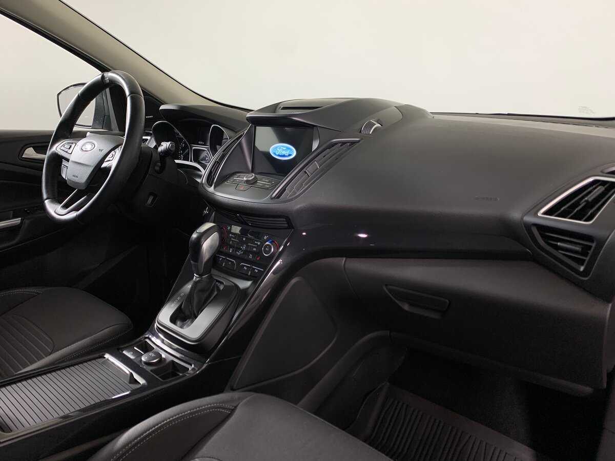 Ford Kuga б/у, 2017, Автоматическая. Фото: #13