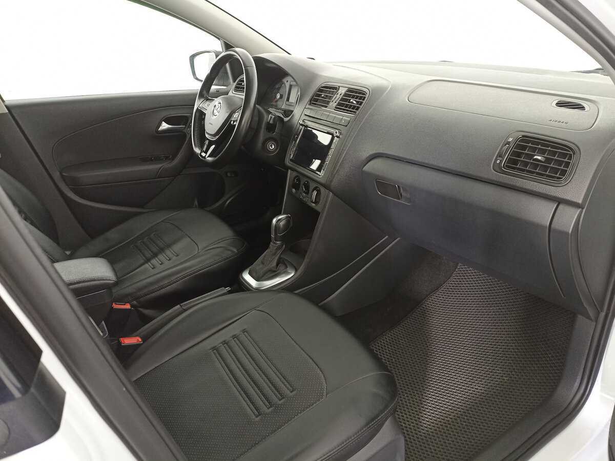 Volkswagen Polo б/у, 2020, Автоматическая. Фото: #10