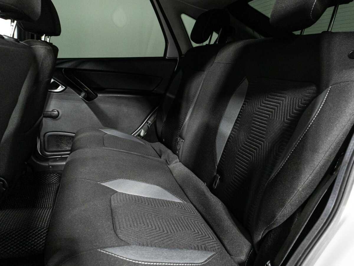 Лада (ВАЗ) Гранта б/у, 2024, Механическая. Фото: #9