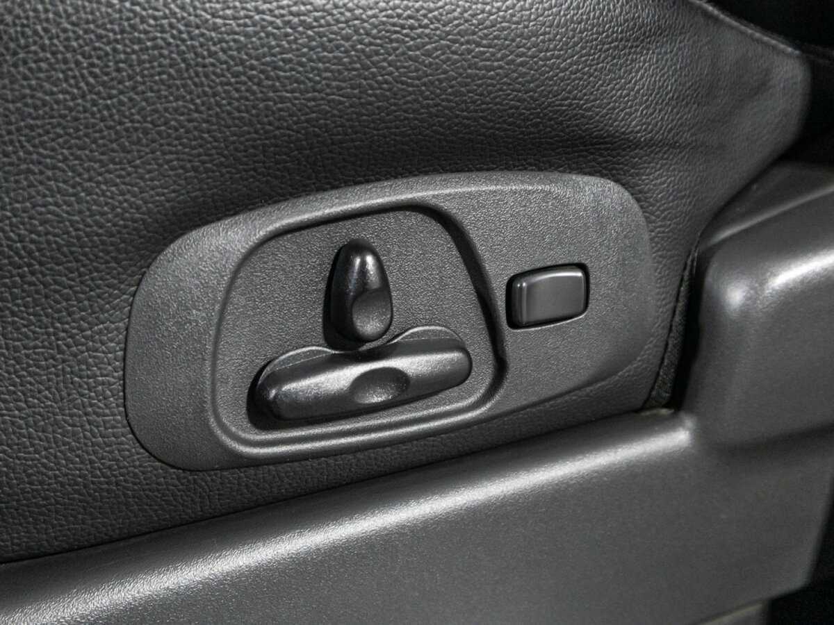 Митсубиши Паджеро б/у, 2015, Автоматическая. Фото: #12