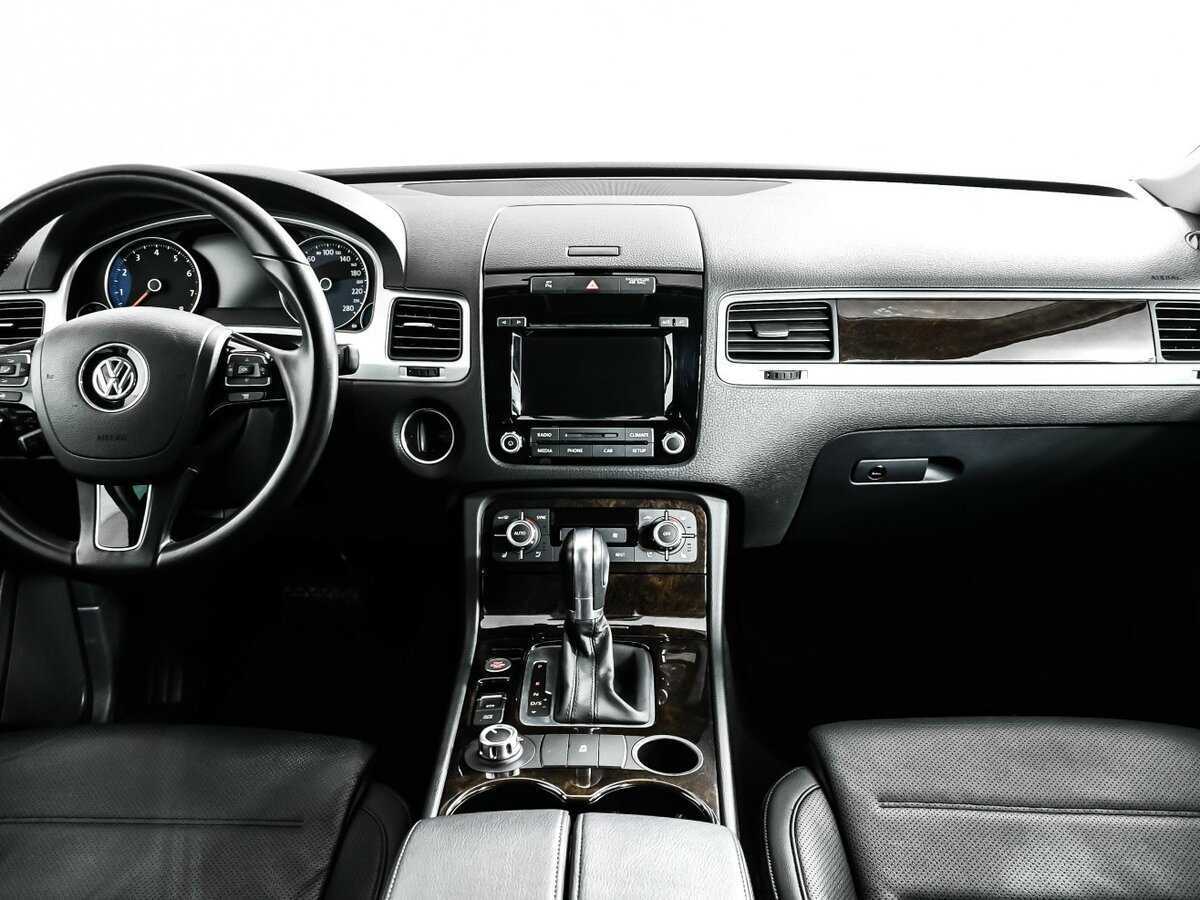 Volkswagen Touareg б/у, 2014, Автоматическая. Фото: #10