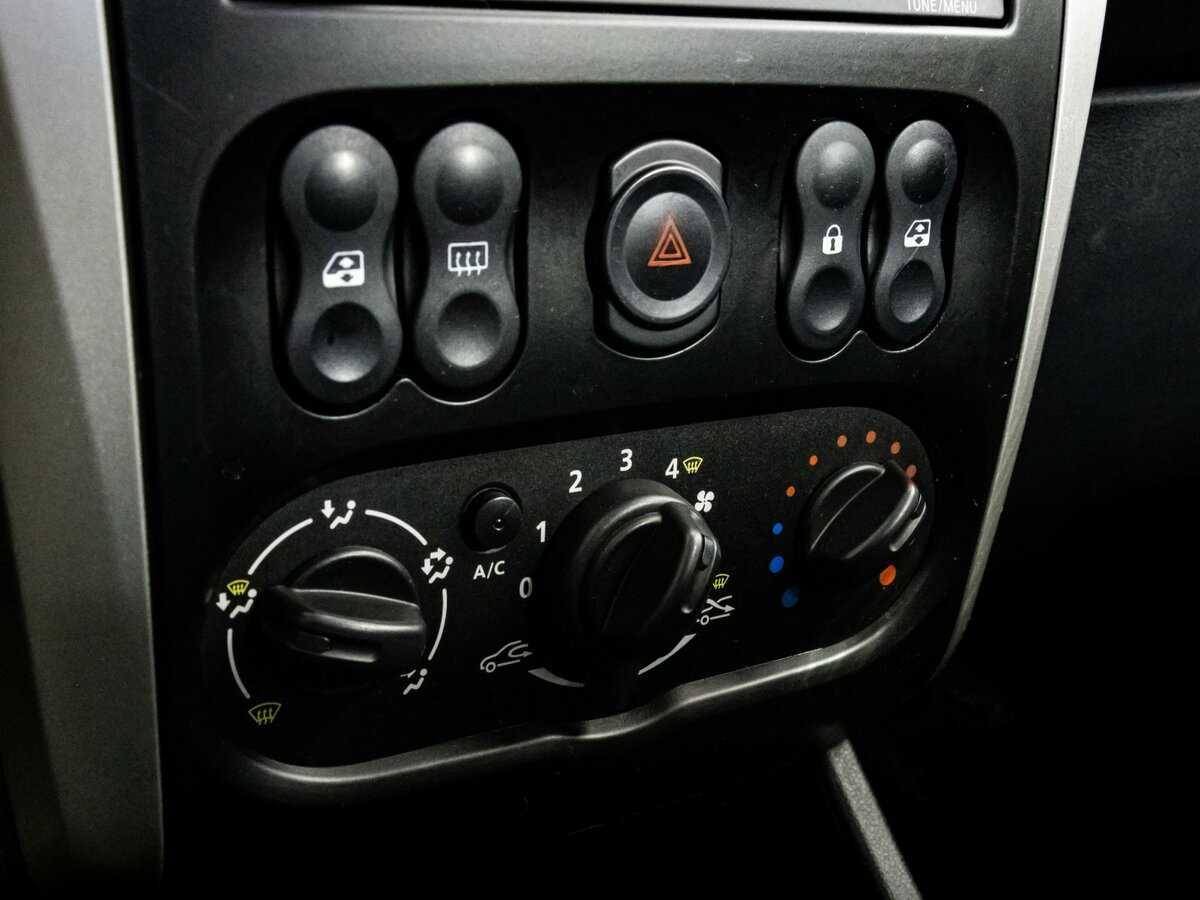 Ниссан Альмера б/у, 2016, Автоматическая. Фото: #9