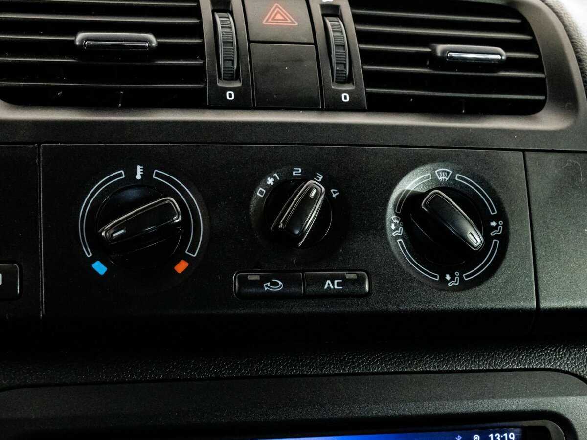 Skoda Fabia б/у, 2012, Механическая. Фото: #12