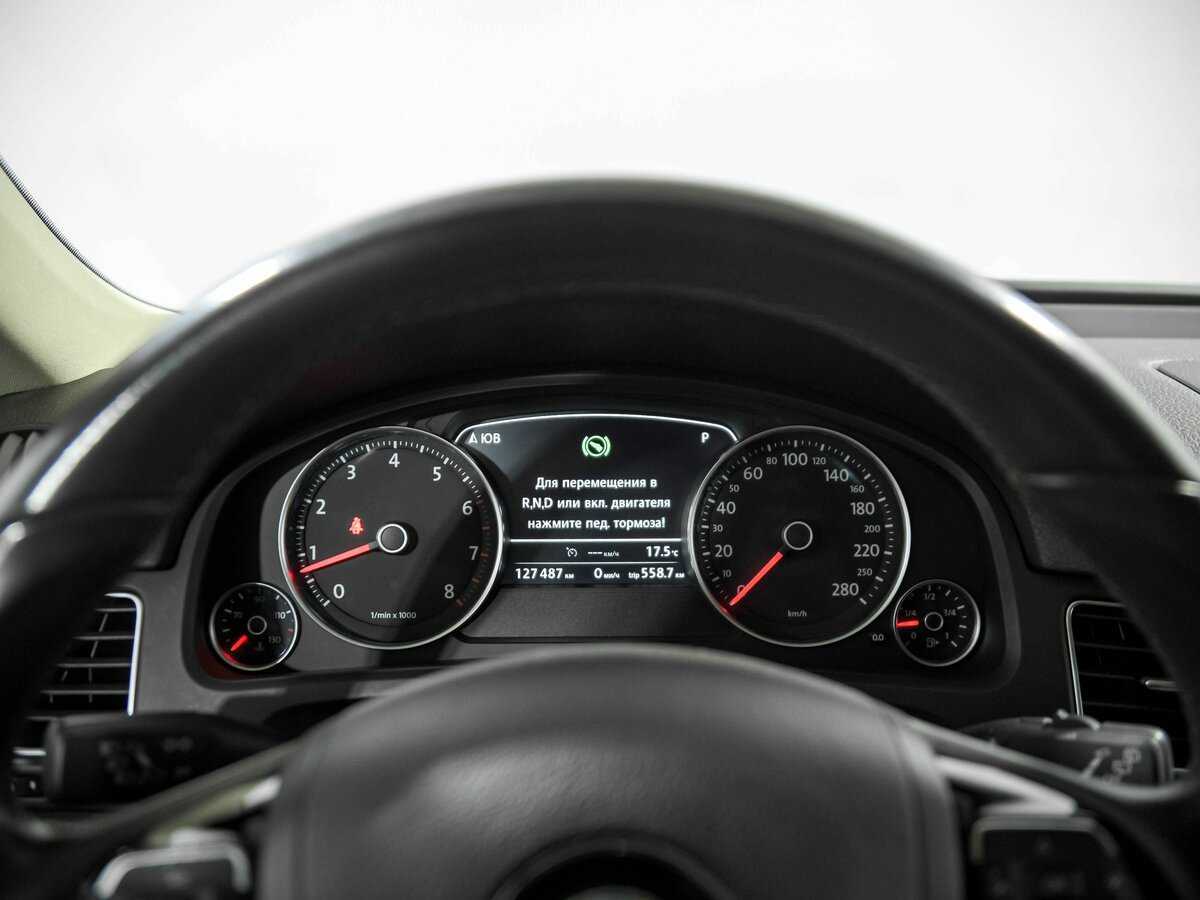 Volkswagen Touareg б/у, 2013, Автоматическая. Фото: #6