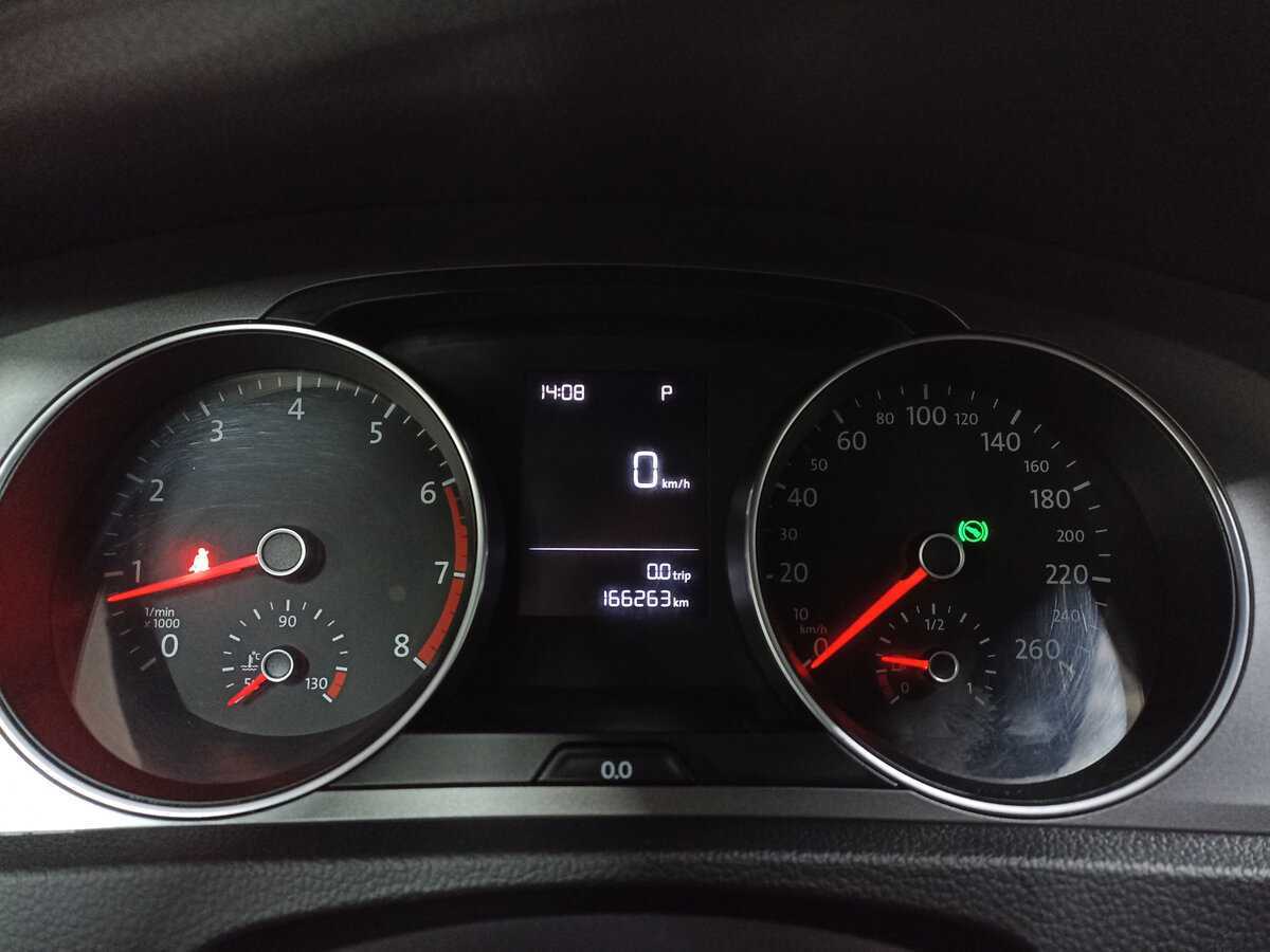 Volkswagen Golf б/у, 2013, Роботизированная. Фото: #12