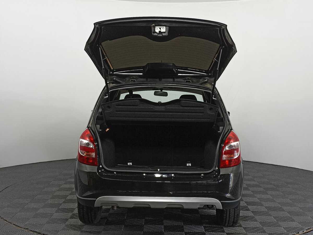 Лада (ВАЗ) Гранта б/у, 2023, Механическая. Фото: #8