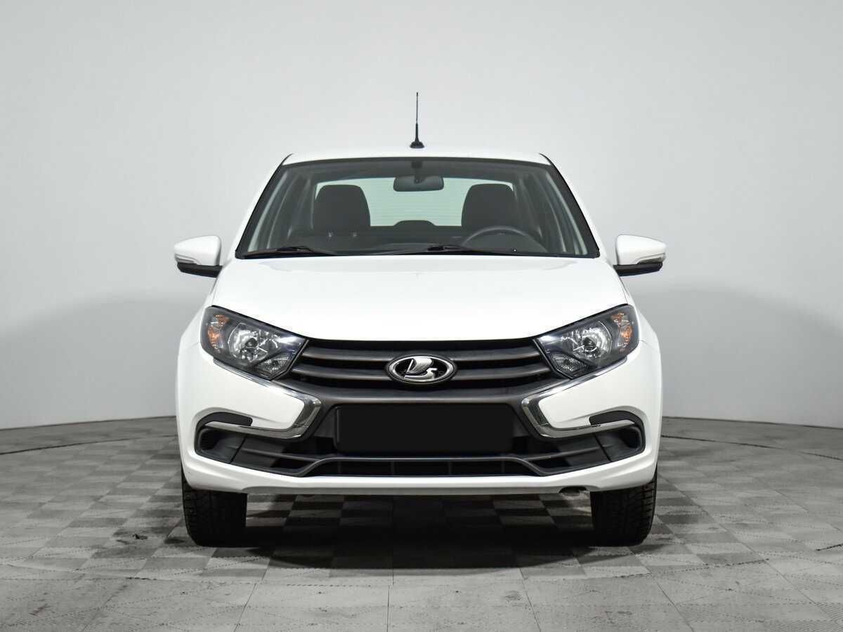 Лада (ВАЗ) Гранта б/у, 2024, Механическая. Фото: #1