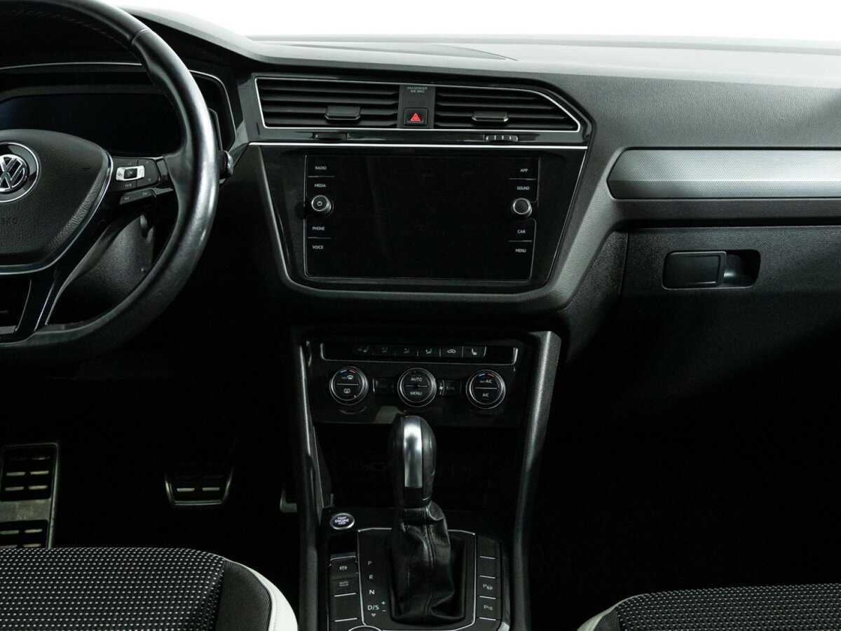 Volkswagen Tiguan б/у, 2020, Роботизированная. Фото: #13