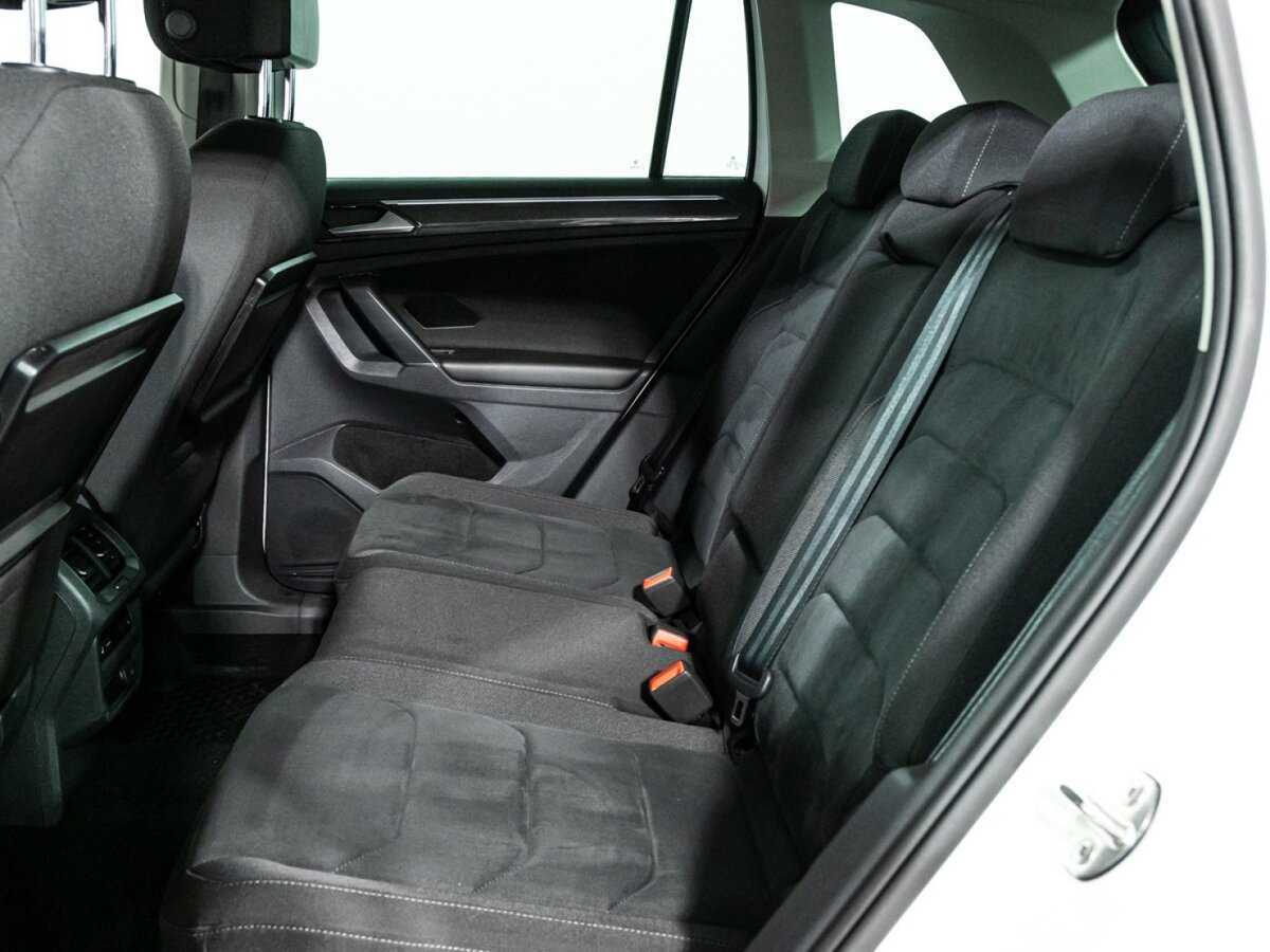 Фольксваген Тигуан б/у, 2017, Роботизированная. Фото: #8