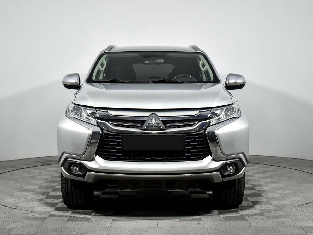 Mitsubishi Pajero Sport б/у, 2018, Автоматическая. Фото: #1