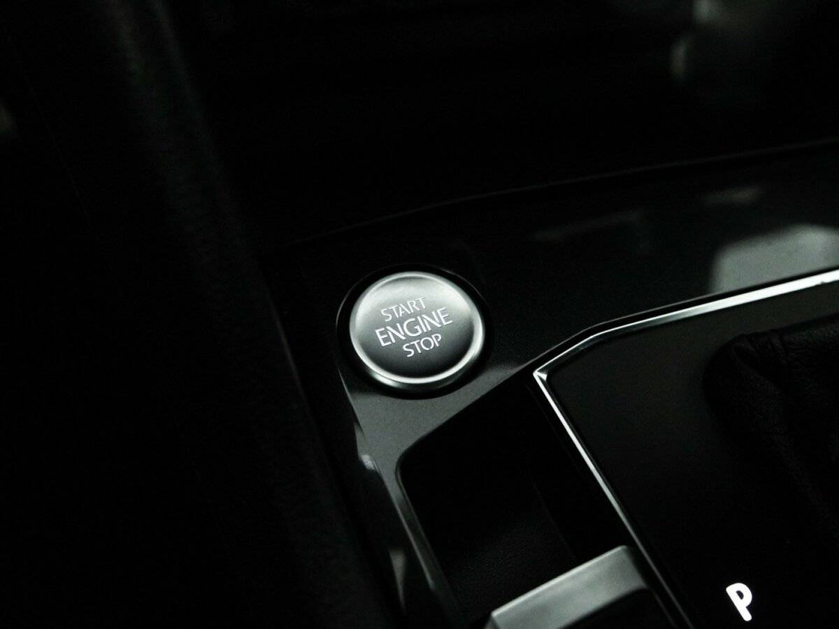 Фольксваген Тигуан б/у, 2018, Роботизированная. Фото: #19