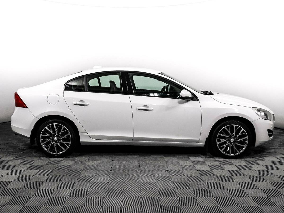 Volvo S60 б/у, 2012, Автоматическая. Фото: #3