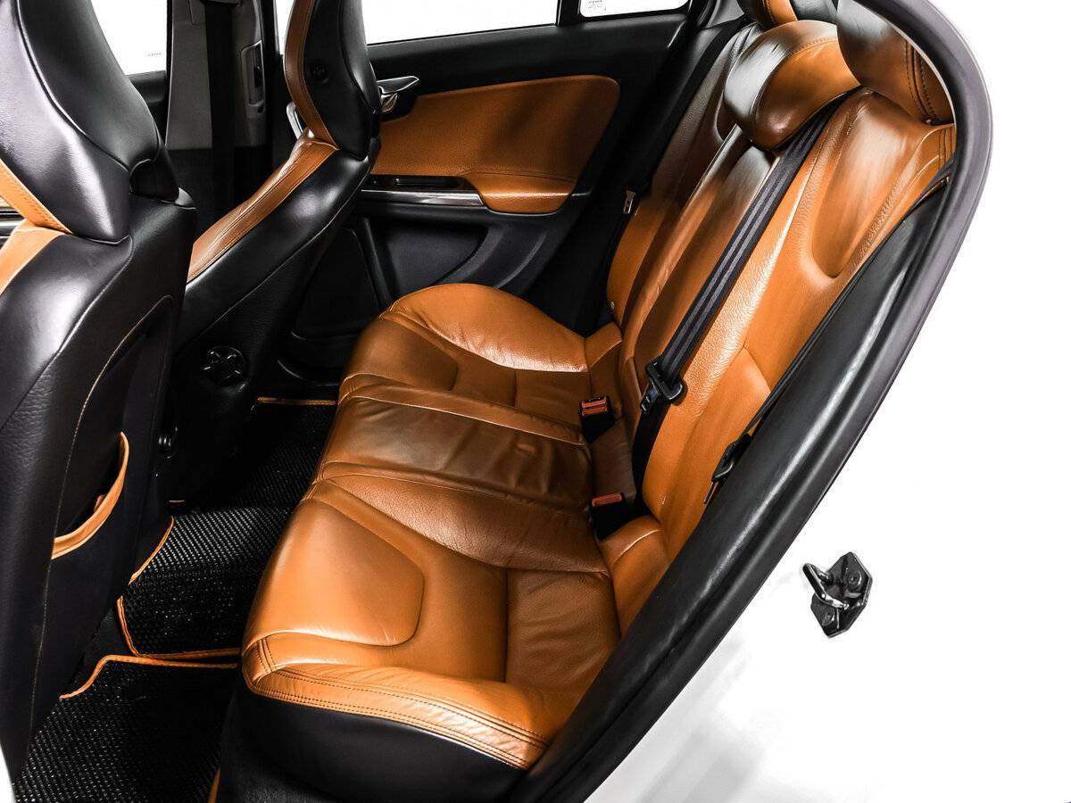 Volvo S60 б/у, 2012, Автоматическая. Фото: #12