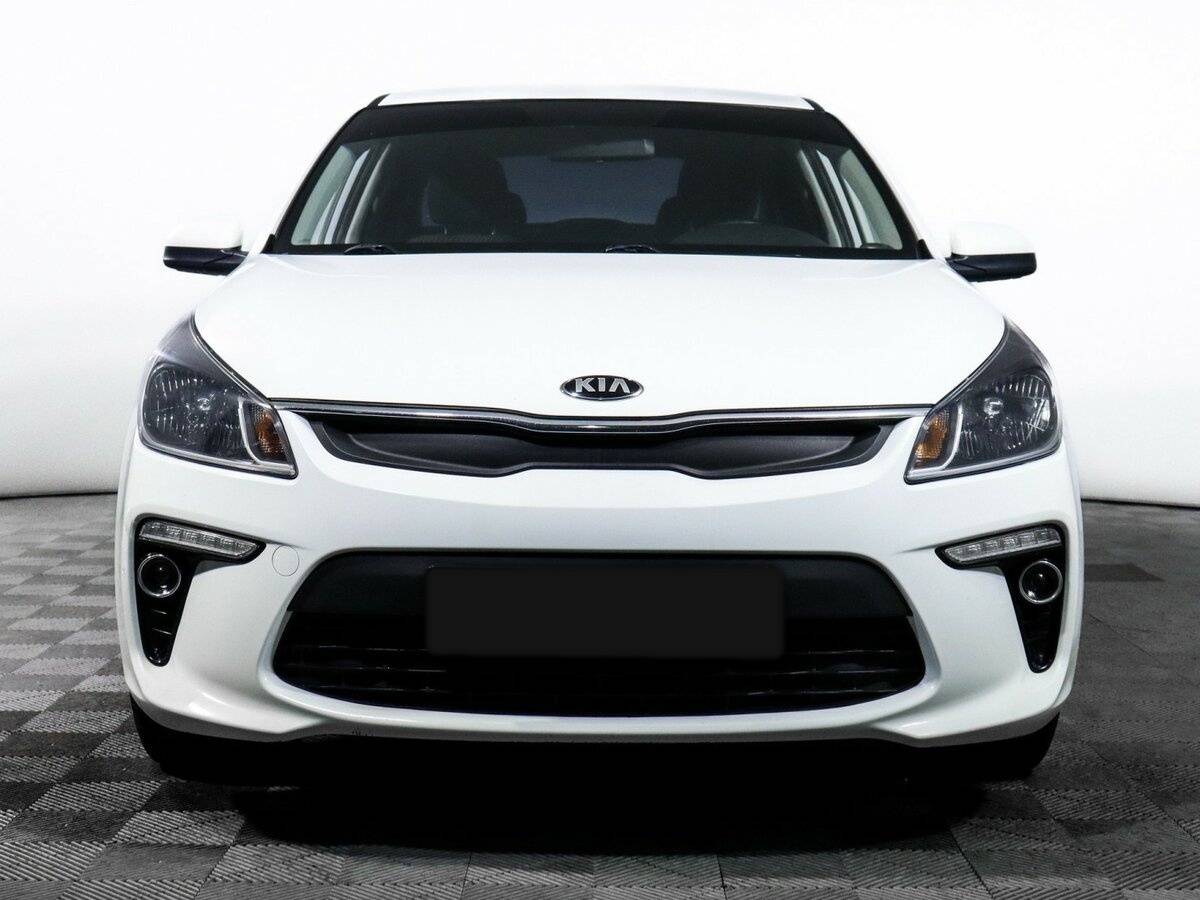 Киа Рио б/у, 2017, Автоматическая. Фото: #1