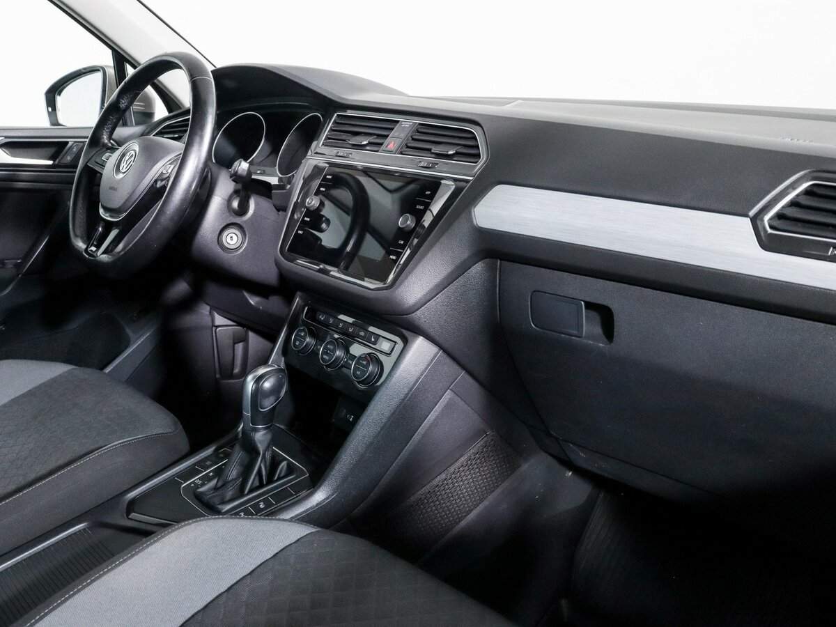 Фольксваген Тигуан б/у, 2017, Роботизированная. Фото: #5