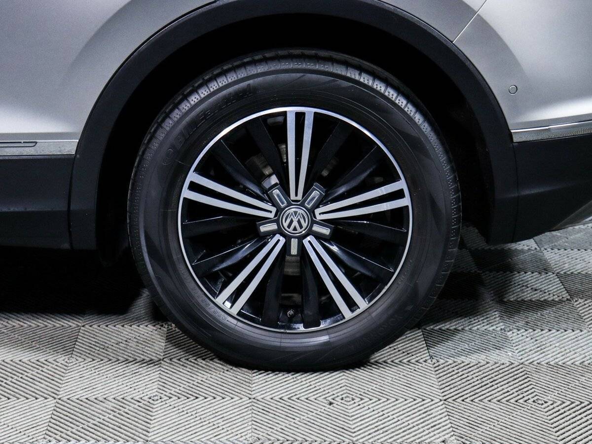 Volkswagen Tiguan б/у, 2017, Роботизированная. Фото: #11