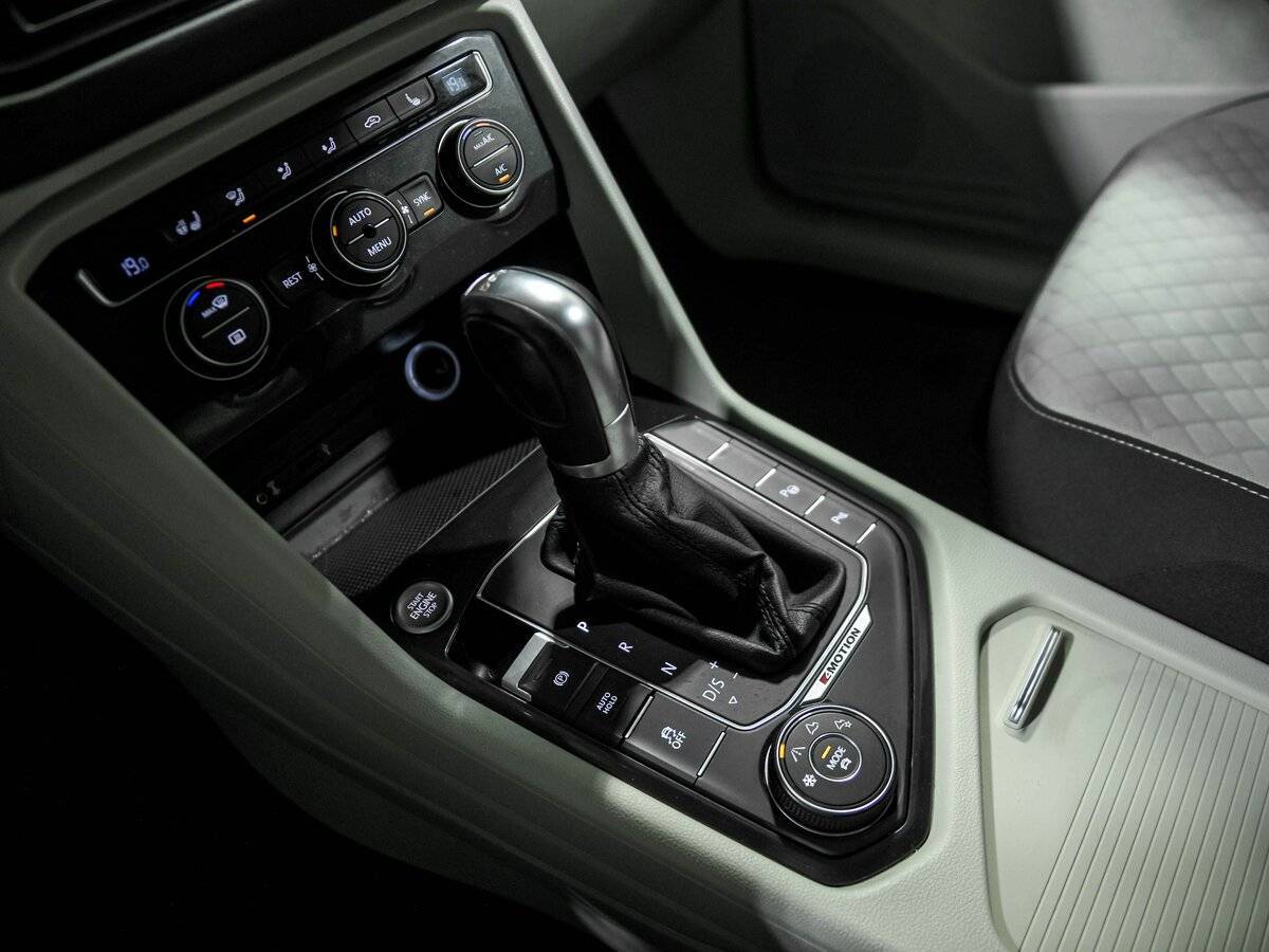 Volkswagen Tiguan б/у, 2017, Роботизированная. Фото: #10