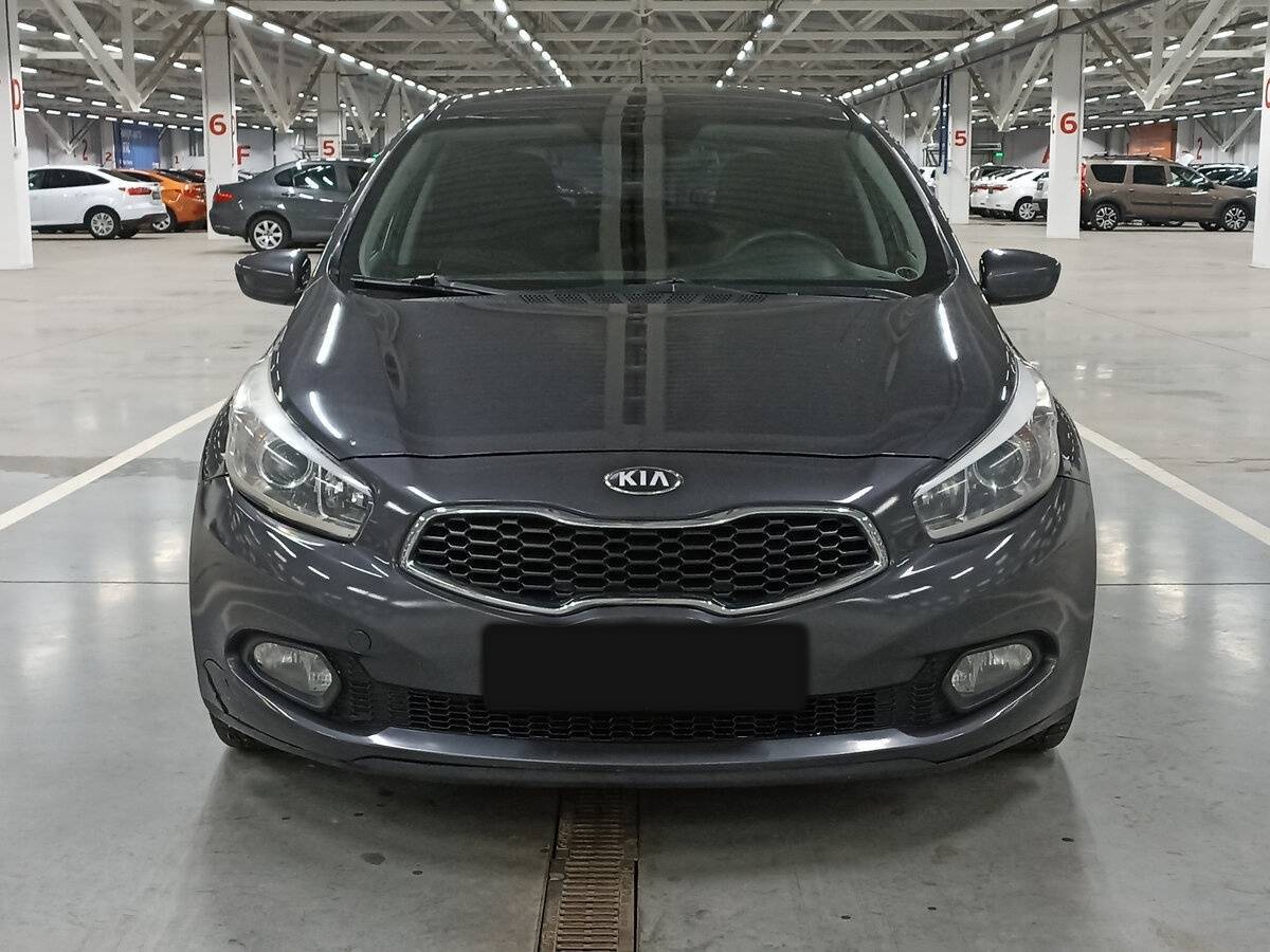 Kia Ceed б/у, 2012, Механическая. Фото: #1