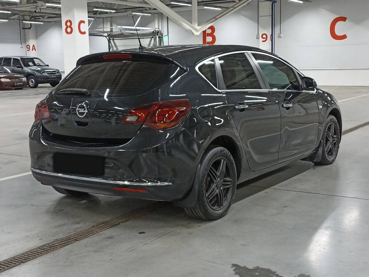 Opel Astra б/у, 2012, Автоматическая. Фото: #4