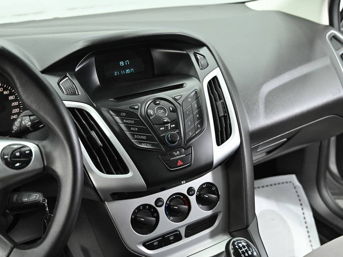 Форд Фокус б/у, 2014, Механическая. Фото: #9