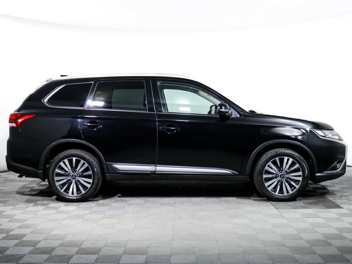 Mitsubishi Outlander б/у, 2019, Вариатор. Фото: #3