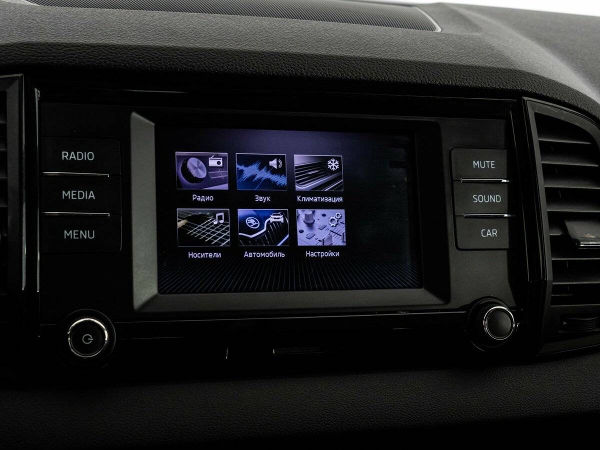 Skoda Karoq б/у, 2021, Автоматическая. Фото: #11