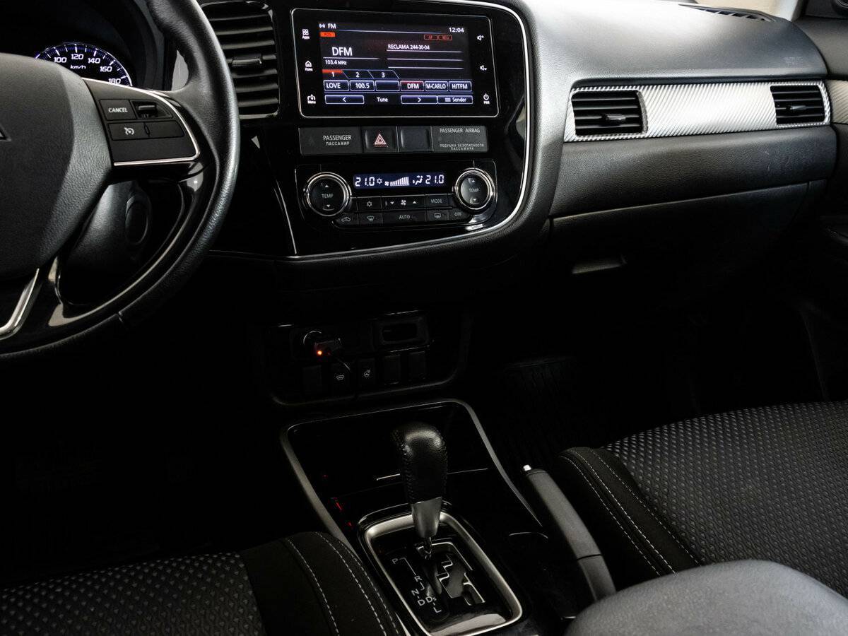 Mitsubishi Outlander б/у, 2018, Вариатор. Фото: #10