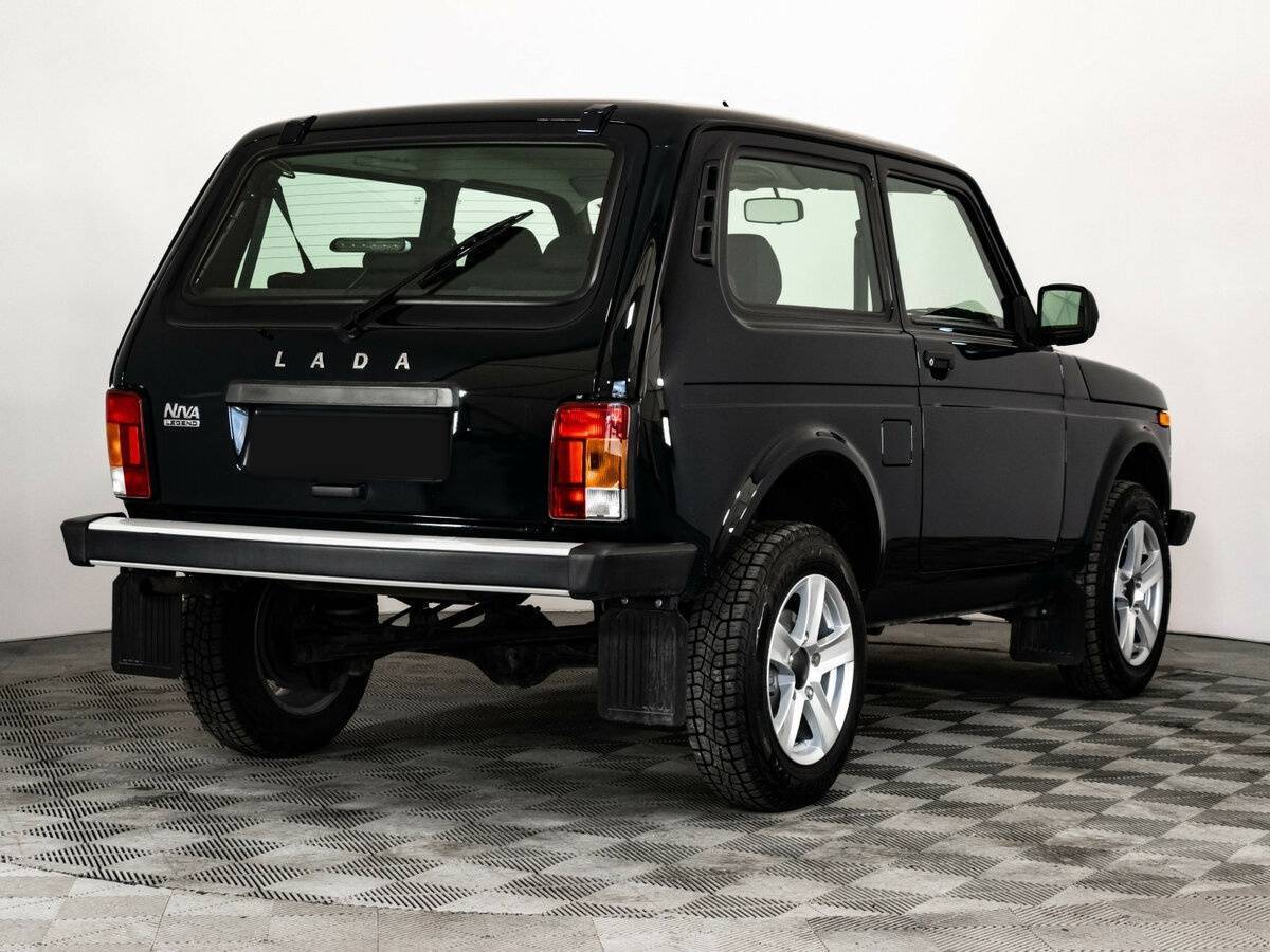 Лада (ВАЗ) Нива Лэдженд б/у, 2024, Механическая. Фото: #4