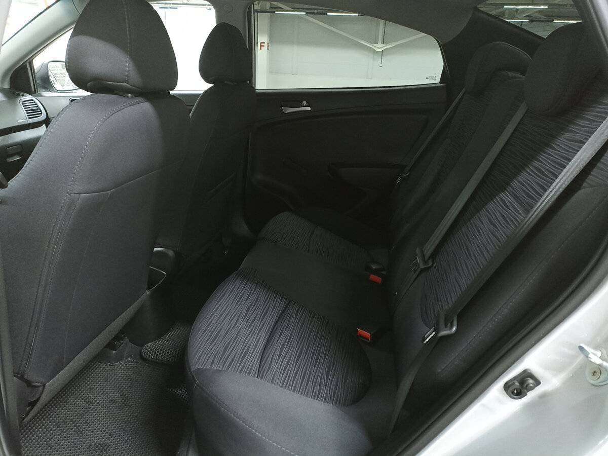 Hyundai Solaris б/у, 2016, Механическая. Фото: #11