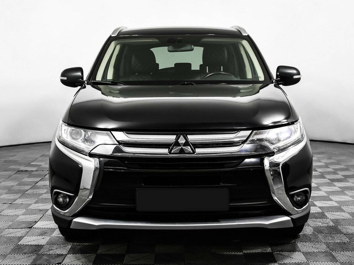 Mitsubishi Outlander б/у, 2018, Вариатор. Фото: #1