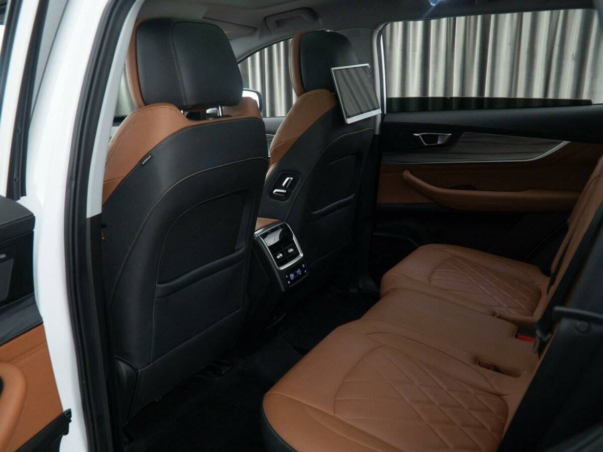 Chery Tiggo 8 Pro Max б/у, 2022, Роботизированная. Фото: #12