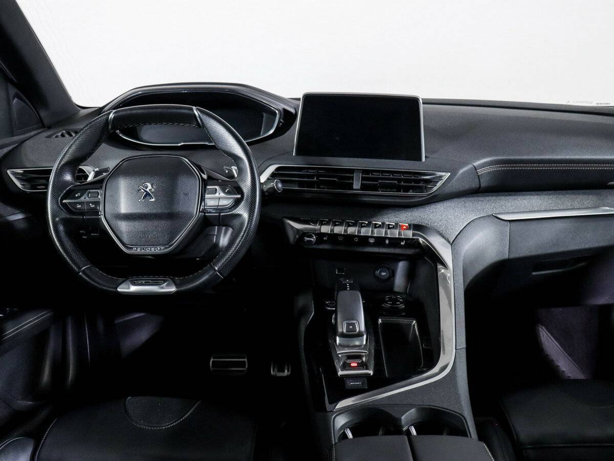 Peugeot 3008 б/у, 2017, Автоматическая. Фото: #8